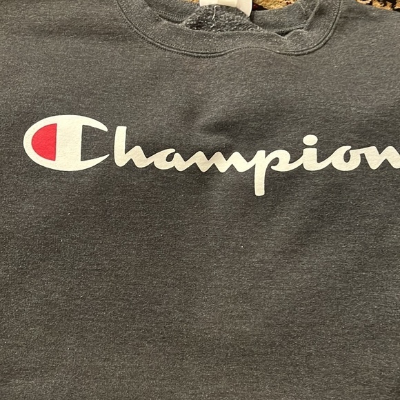 Champions men sweatshirt size 2XL. - Picture 3 of 5